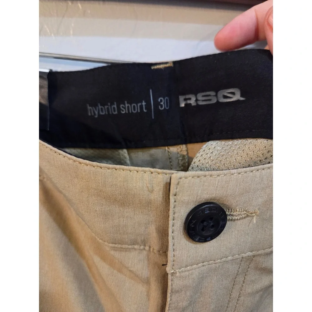RSQ Mens Khaki Hybrid Shorts Size 30 Tan Repreve Recycled Stretch Walking Shorts